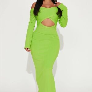 Gina Midi Dress(Lime)
Fashion Nova dress
Size XL
Never Worn